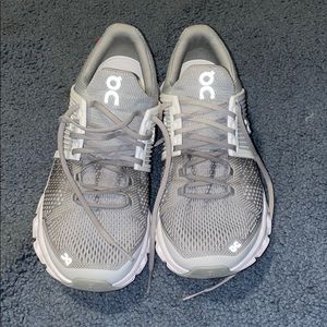 On Cloudswift USED size 7